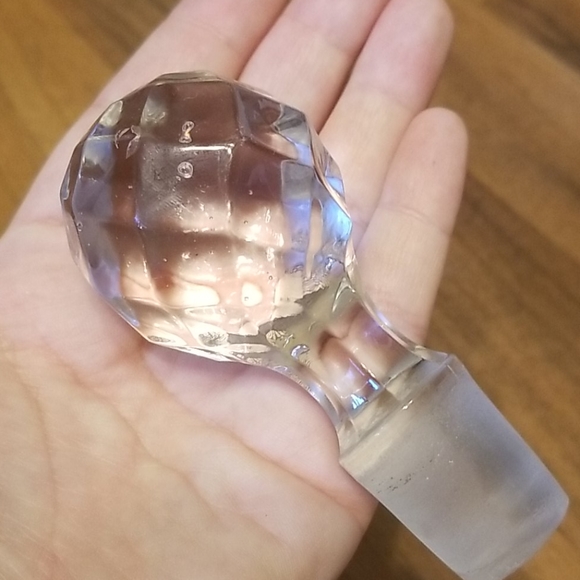 Vintage Cut Crystal Decanters, set of 2 Two - Picture 14 of 16